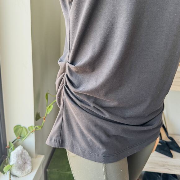 Athleta Essence Pleated Ruched Short Sleeve Relaxed Fit Black Tee-Women’s Medium - Picture 2 of 8
